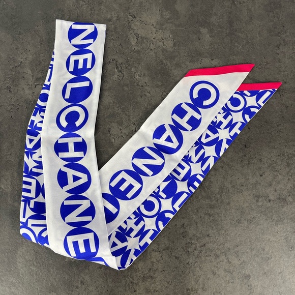 Chanel White and Blue Logo Bandeau - Picture 2 of 3